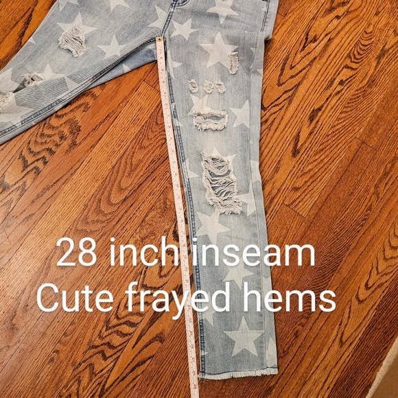 Distressed Stars faded fray hem denim jeans - Picture 14 of 16